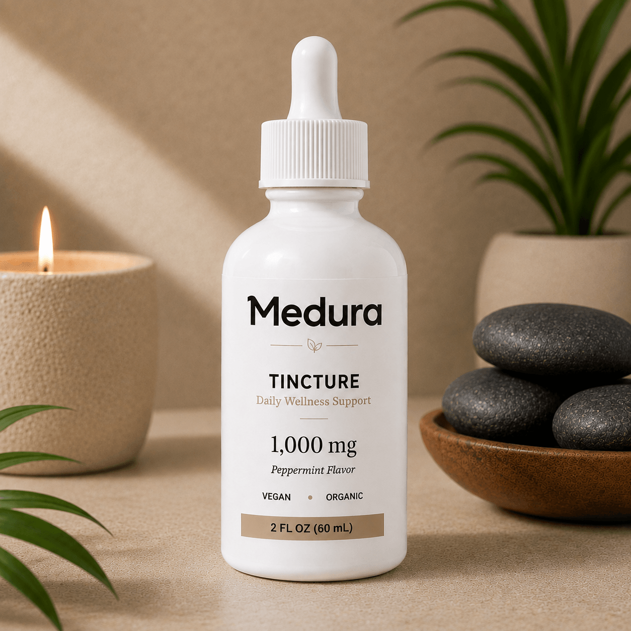 Medura Botanical Tincture bottle, 1,000 mg peppermint flavor, 2 fl oz